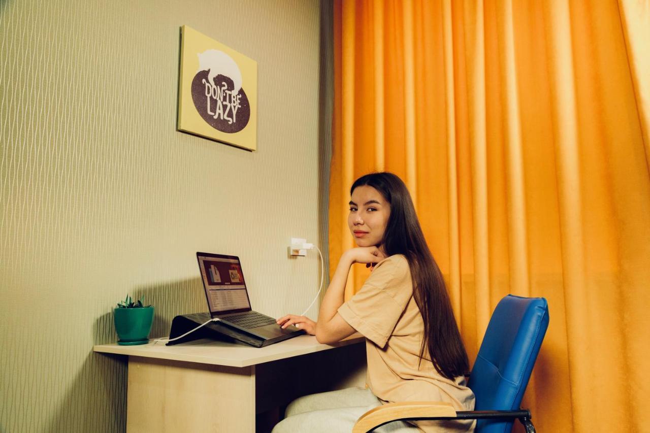 Evergreen Hostel Almaty Esterno foto